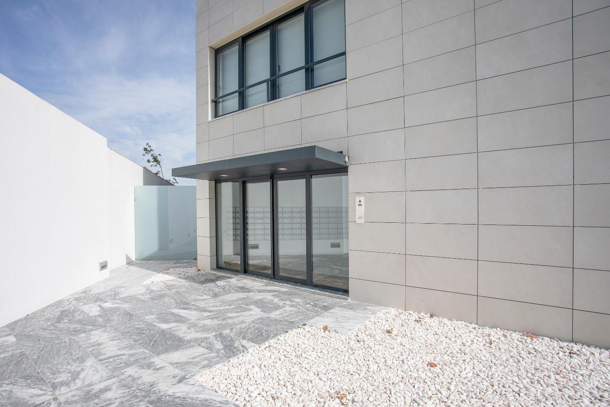 Liiiving In - Dragao Pool View Apartamento *