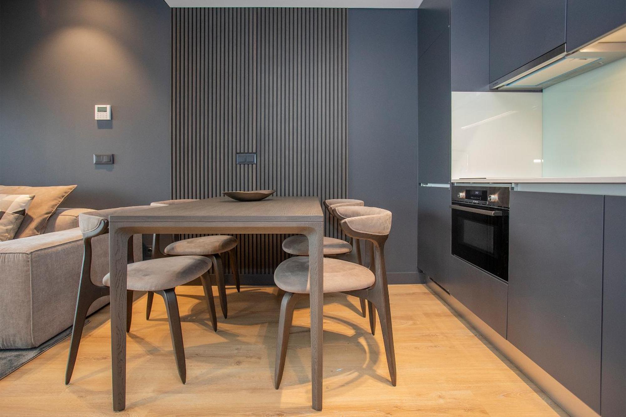 Liiiving In - Dragao Pool View Apartment Porto